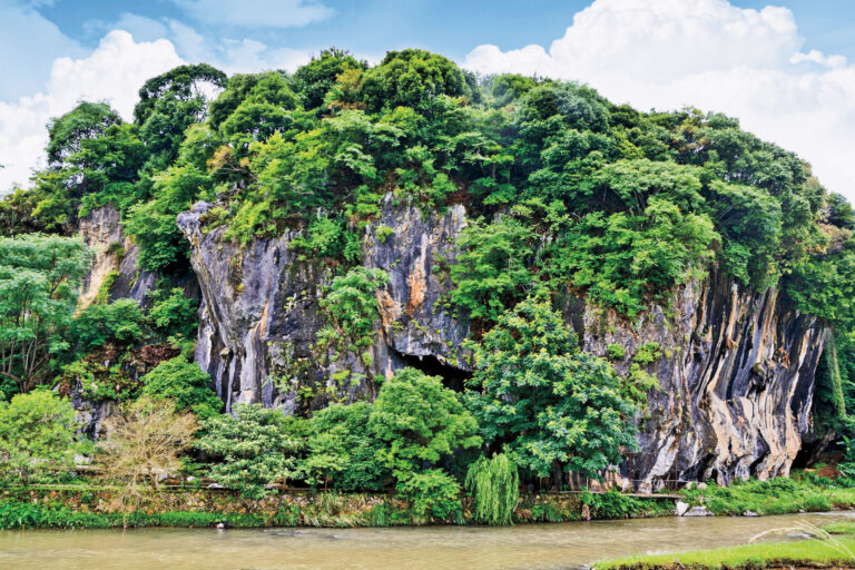 Discover the Enchanting Beauty of Sanming Yanzidong Yizhi: A Hidden Gem in Fujian