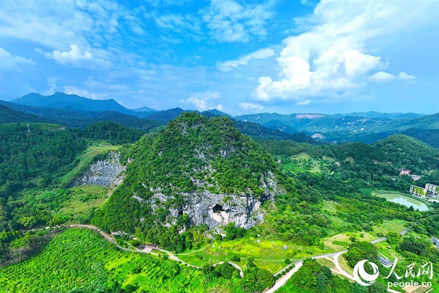 A scenic view of Sanming Yanzidong Yizhi