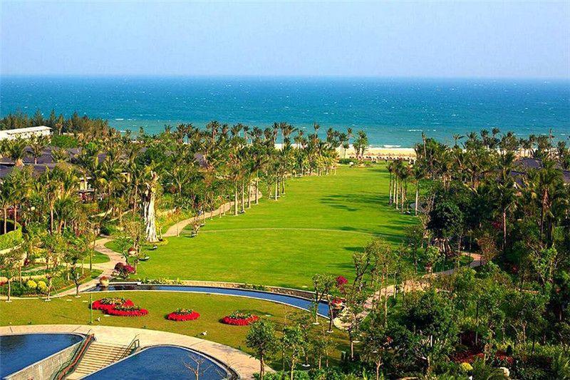 A scenic view of Sanya Tengqiao Muqun