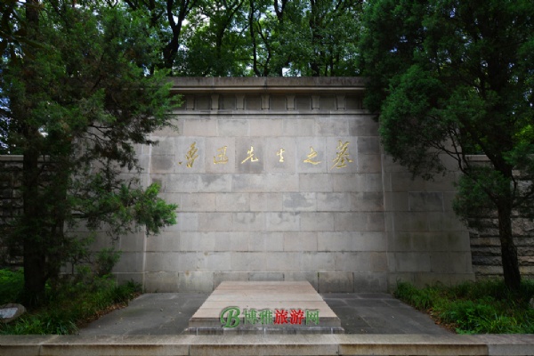 A scenic view of Shanghai Hongkou Luxun Mu