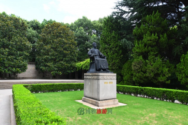 A scenic view of Shanghai Hongkou Luxun Mu