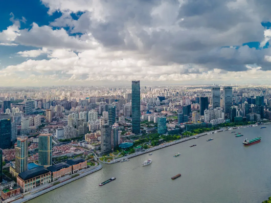 A scenic view of Shanghai Hongkou Waitan Jianzhuqun