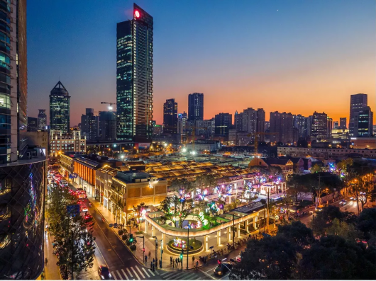 A scenic view of Shanghai Hongkou Waitan Jianzhuqun