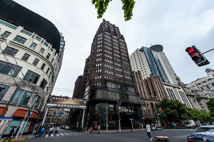 A scenic view of Shanghai Huangpu Guoji Fandian