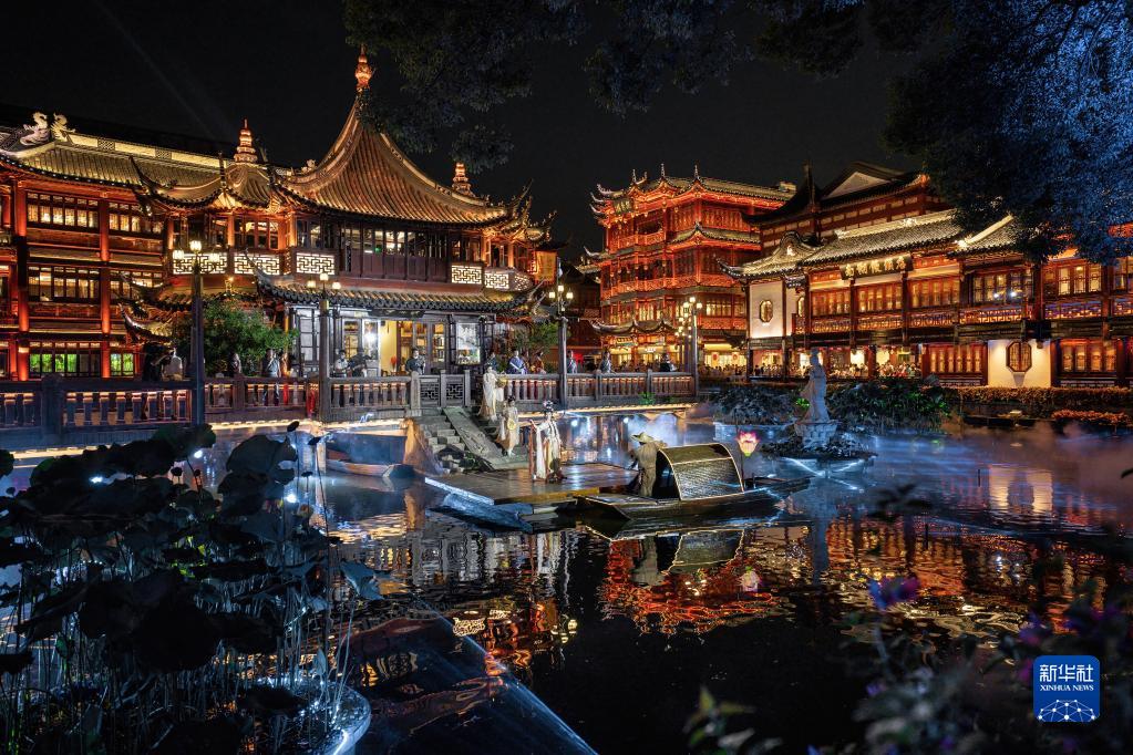 A scenic view of Shanghai Huangpu Yuyuan