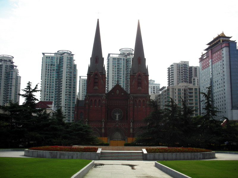 A scenic view of Shanghai Xuhui Xujiahui Tianzhutang