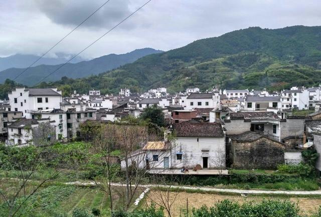 A scenic view of Shangrao Likengcun Minju