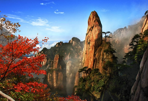 A scenic view of Shangrao Sanqingshan Gu Jianzhuqun