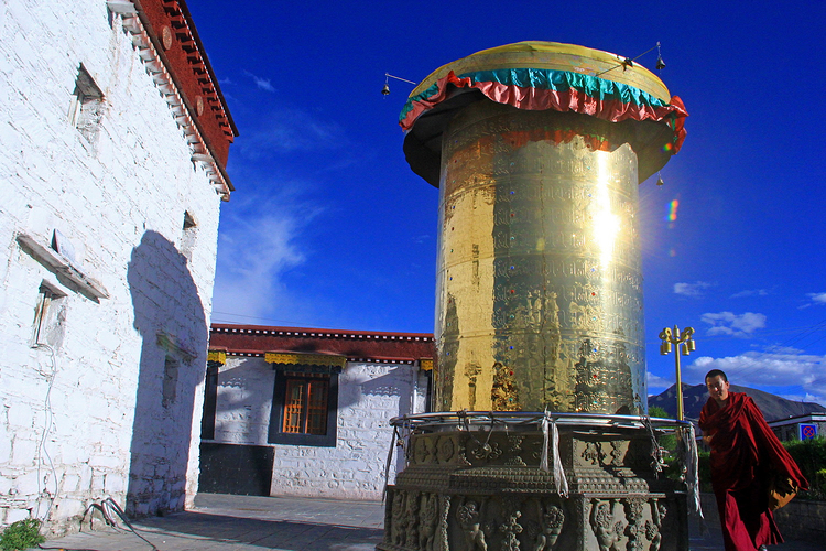 A scenic view of Shannan Jidui Tubo Muqun