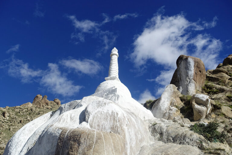 Shannan Kangsong Sangkalin Unveiled: An Insider’s Guide to Tibet’s Spiritual Haven