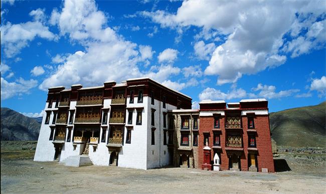 A scenic view of Shannan Lajiali Wanggong Yizhi