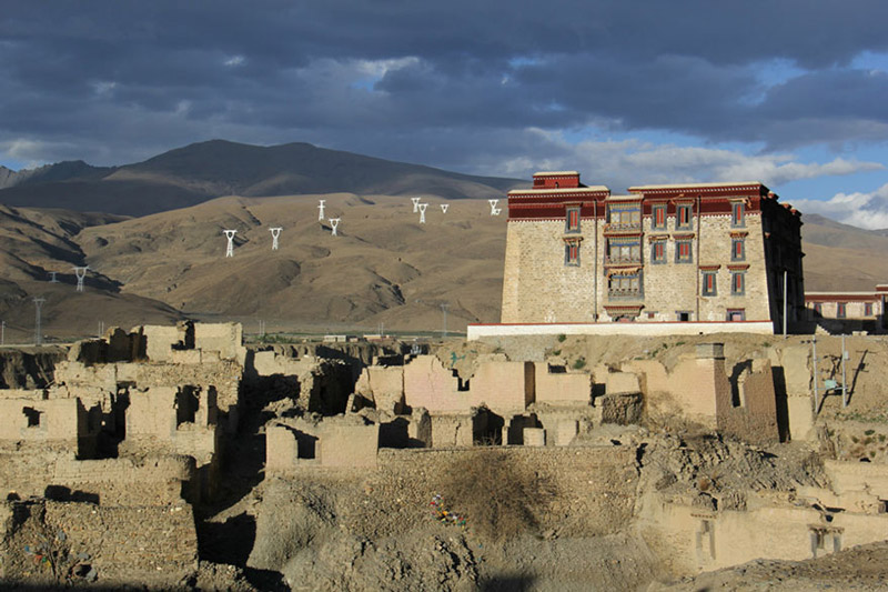 A scenic view of Shannan Lajiali Wanggong Yizhi