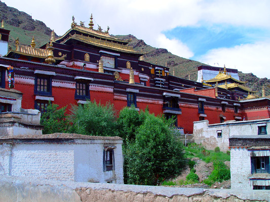 A scenic view of Shannan Zhatang Si