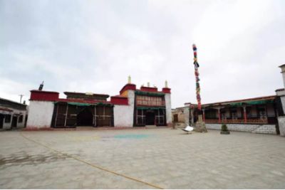 A scenic view of Shannan Zhongga Qude Si