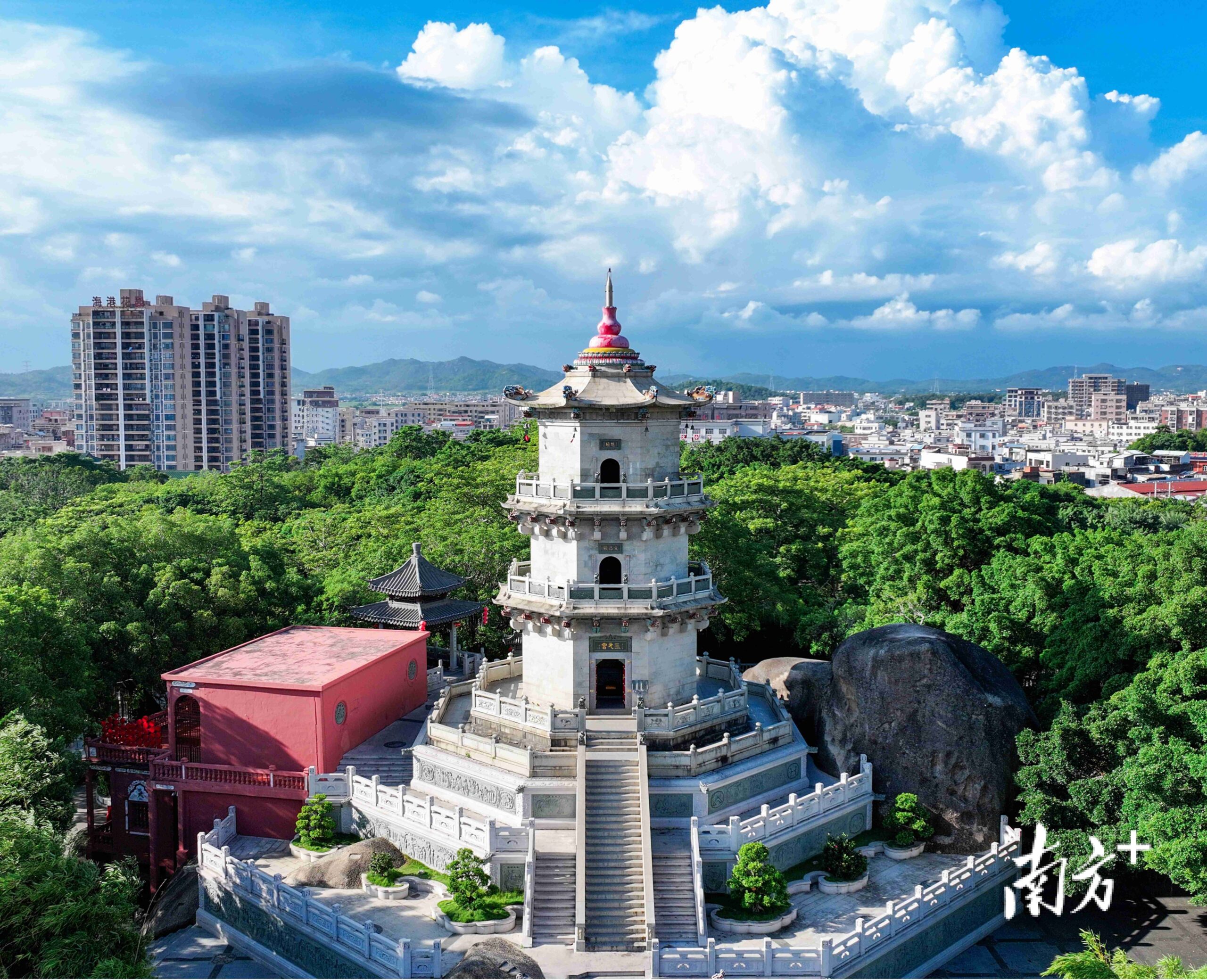 A scenic view of Shanwei Yuanshansi