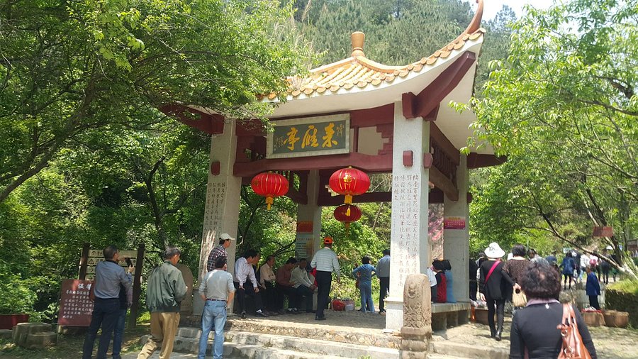 A scenic view of Shaoguan Nanyue Xiongguan Gudao