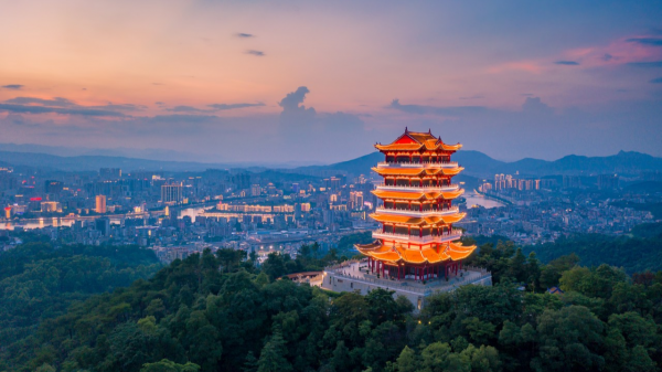 A scenic view of Shaoguan Sanyingta