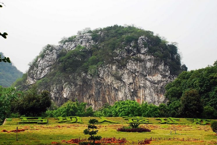 A scenic view of Shaoguan Shixia Yizhi