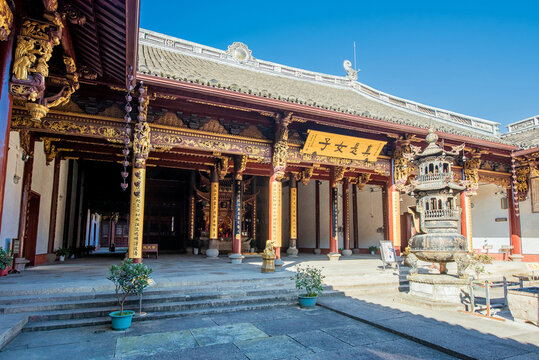 A scenic view of Shaoxing Caoemiao