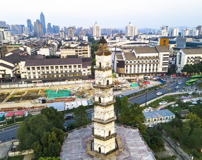 A scenic view of Shaoxing Dashansi Ta