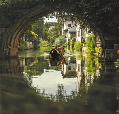 A scenic view of Shaoxing Dayunhe