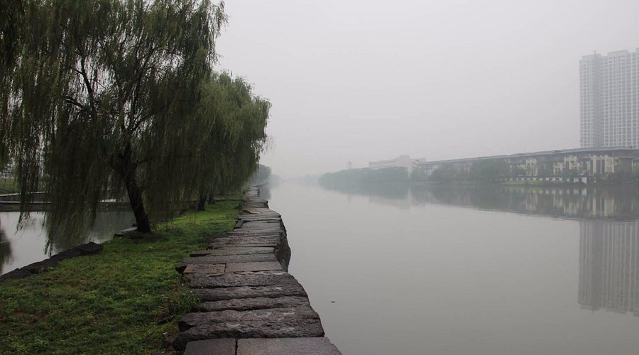 A scenic view of Shaoxing Guqiandao