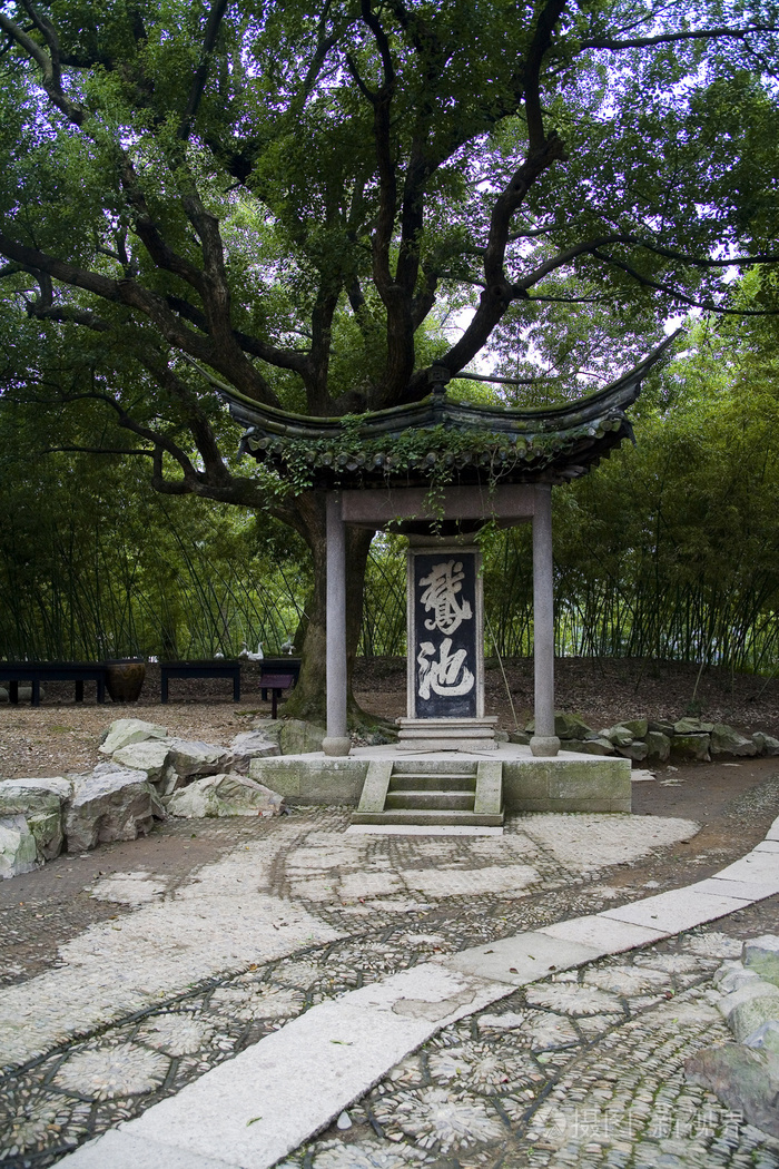 A scenic view of Shaoxing Lanting