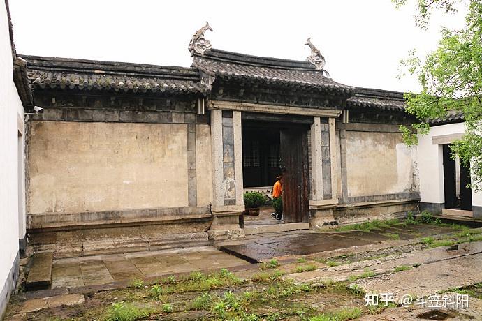 A scenic view of Shaoxing Lvfu