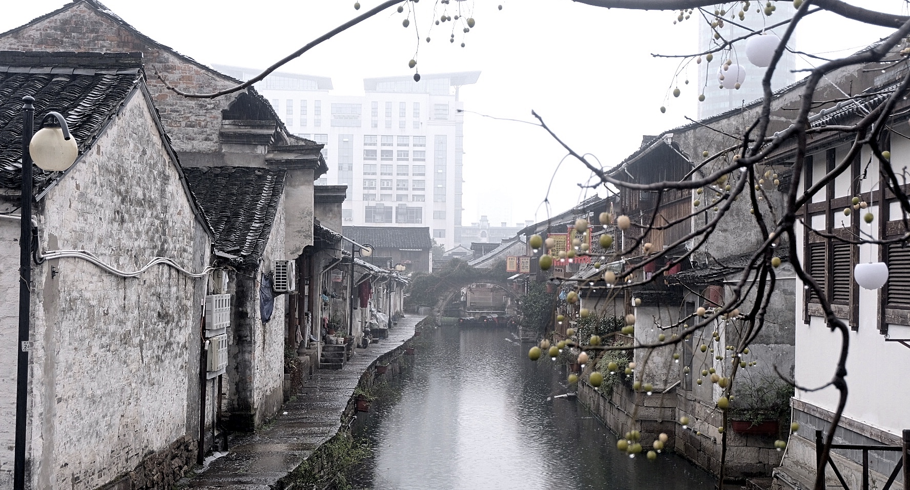 A scenic view of Shaoxing Lvfu