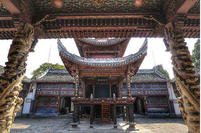 A scenic view of Shaoxing Shunwangmiao