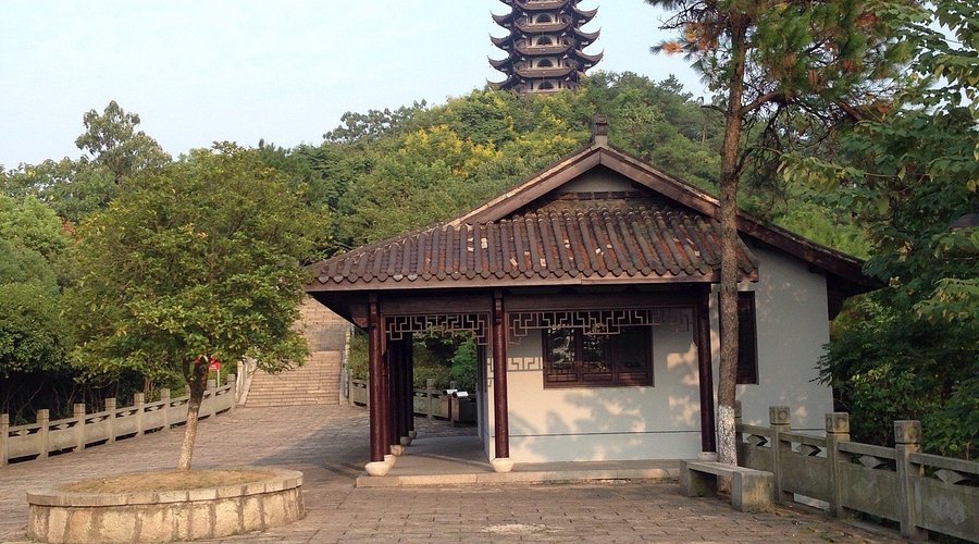 A scenic view of Shaoxing Xiaoxiantan Yaozhi