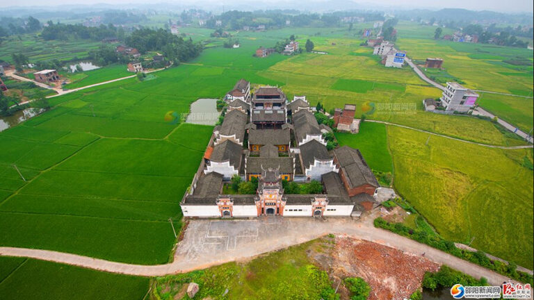 Exploring the Architectural Wonders of Shaoyang Dongkou Zongci Jianzhuqun