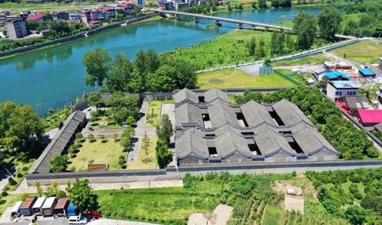 A scenic view of Shaoyang Tangtian Zhanshi Jiangxueyuan Jiuzhi