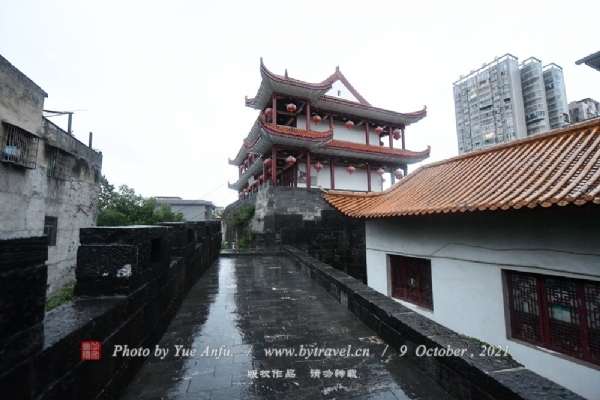 A scenic view of Shaoyang Wugang Chengqiang