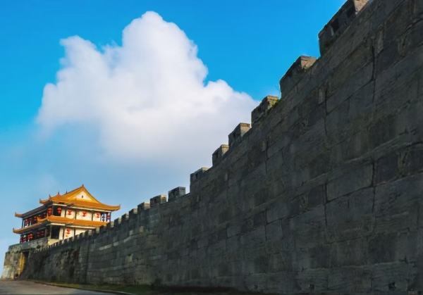 A scenic view of Shaoyang Wugang Chengqiang