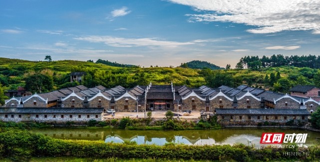 A scenic view of Shaoyang Yinjiatang
