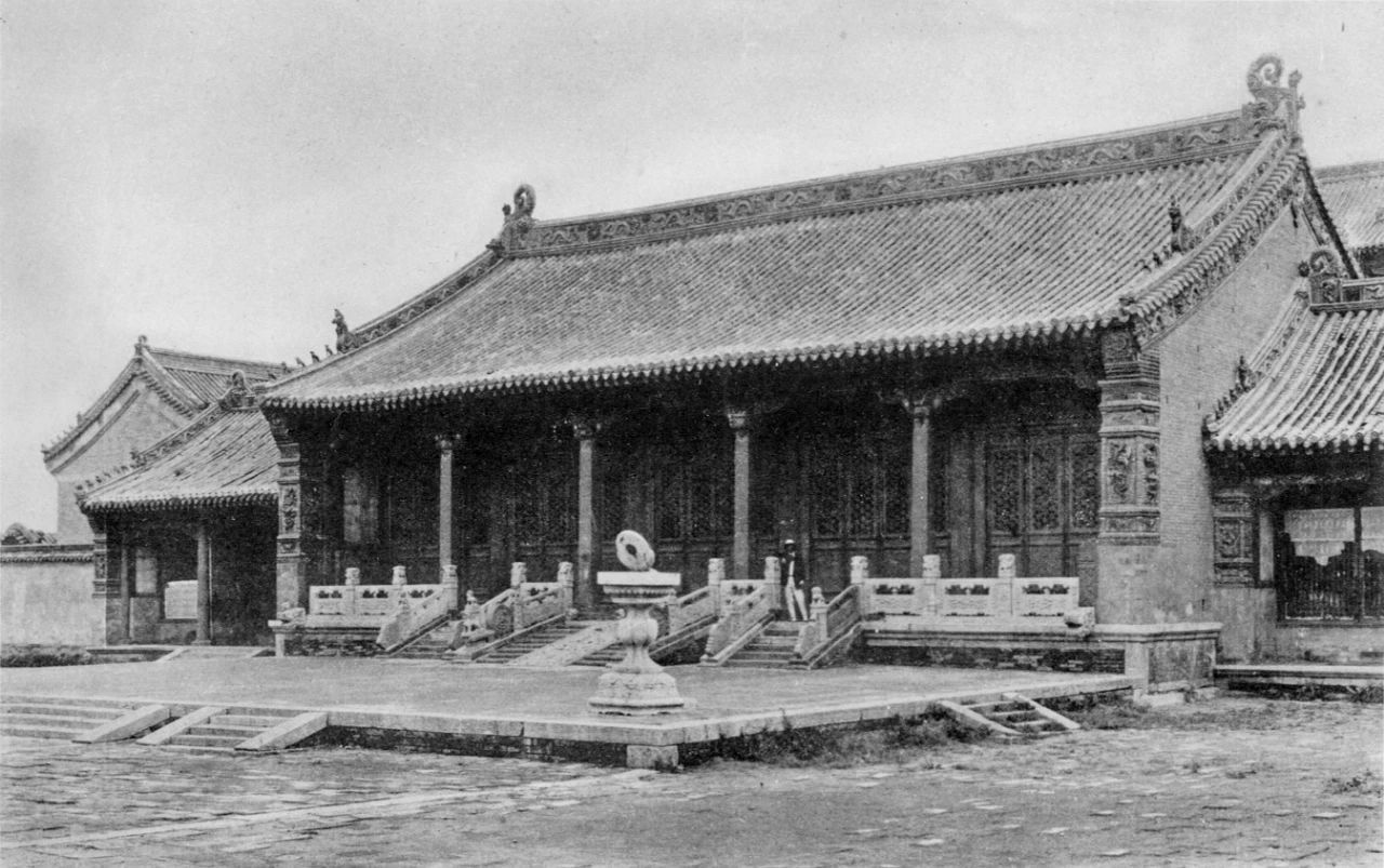 A scenic view of Shenyang Gugong
