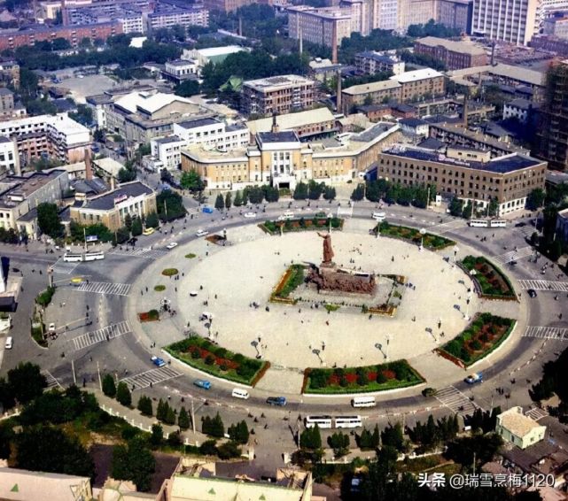 A scenic view of Shenyang Zhongshan Guangchang Jianzhuqun