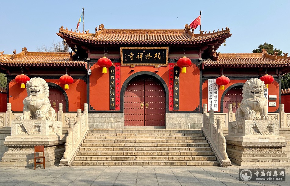 A scenic view of Shijiazhuang Bailin Temple Pagoda