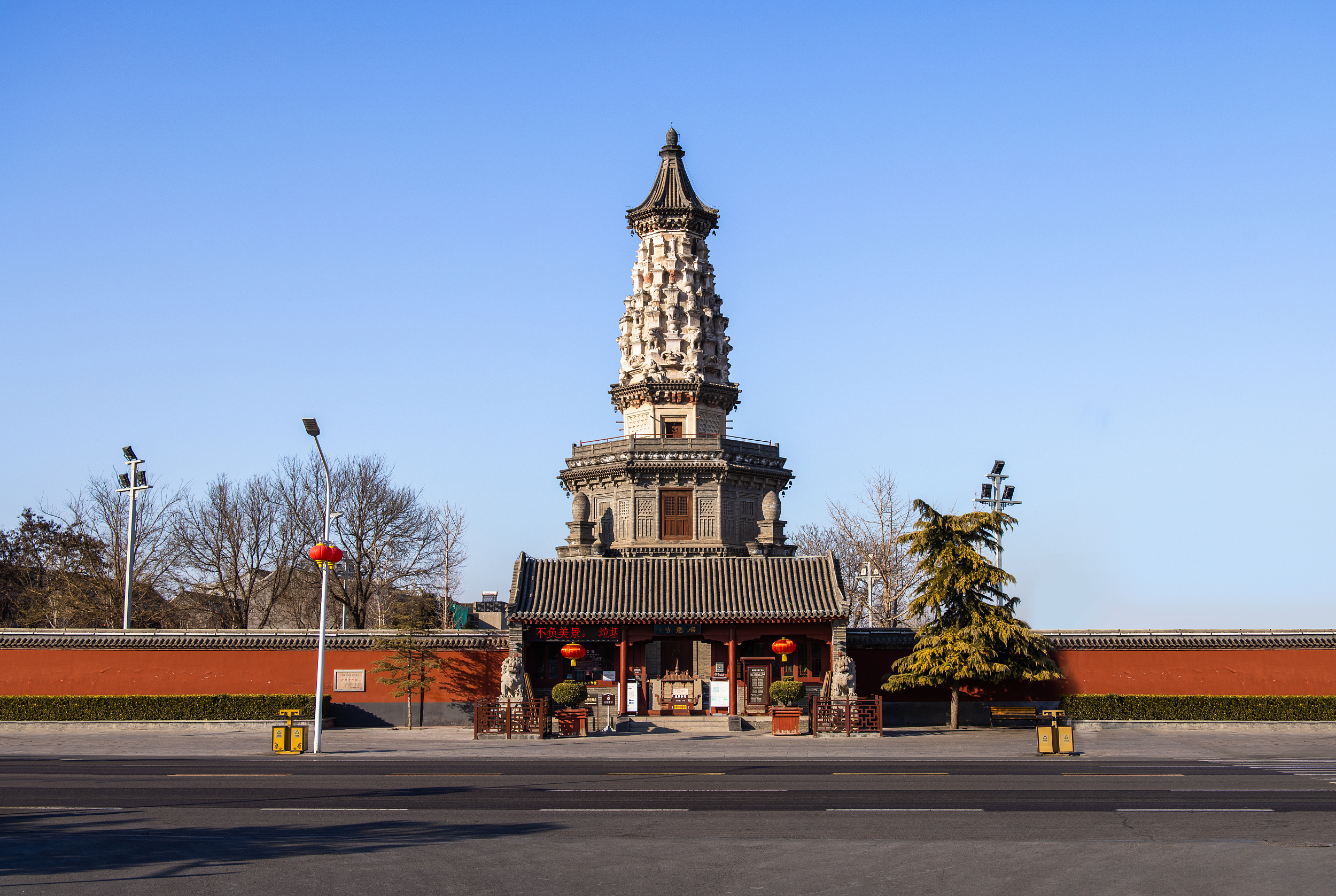 A scenic view of Shijiazhuang Guanghui Temple Flower Pagoda