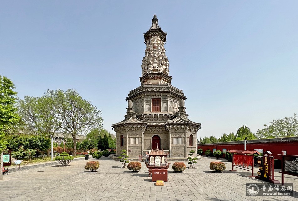 A scenic view of Shijiazhuang Guanghui Temple Flower Pagoda