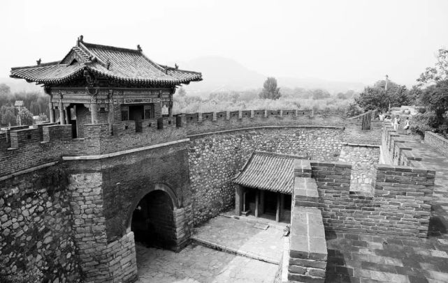 A scenic view of Shijiazhuang Jingxing Old City Wall