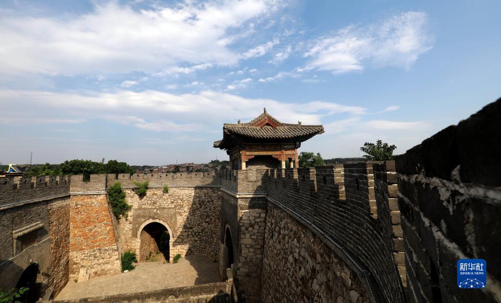 A scenic view of Shijiazhuang Jingxing Old City Wall