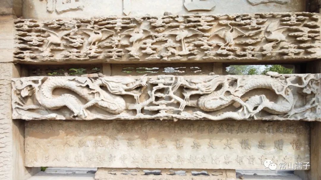 A scenic view of Shijiazhuang Lingshou Stone Archway