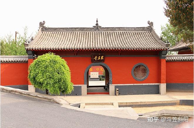 A scenic view of Shijiazhuang Pilu Temple