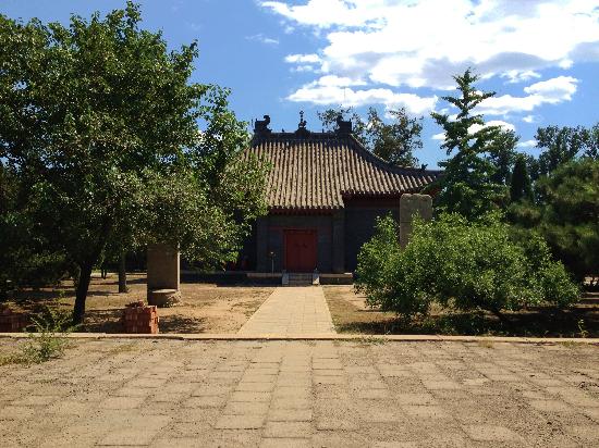 A scenic view of Shijiazhuang Pilu Temple