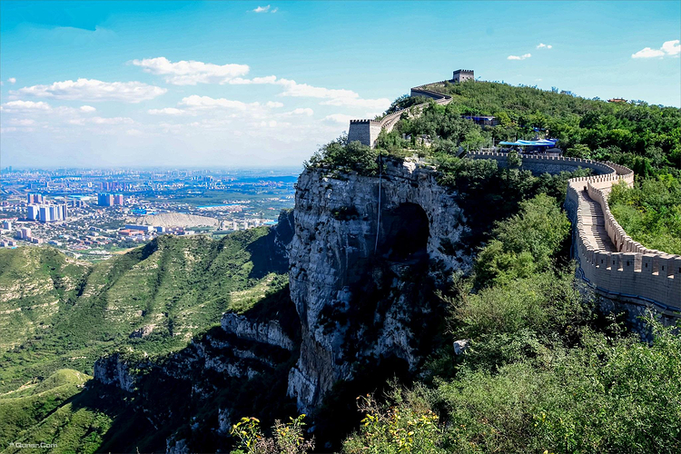 A scenic view of Shijiazhuang Tianhu Dharani Sutra Pillar
