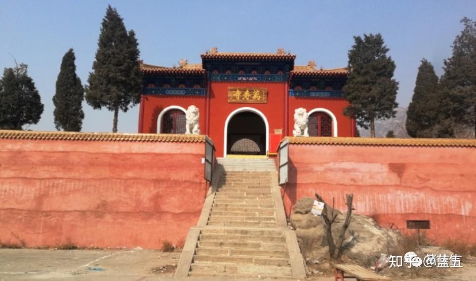 A scenic view of Shijiazhuang Wanshou Temple Pagoda Forest