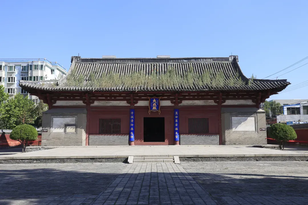 A scenic view of Shijiazhuang Zhengding Confucian Temple Dacheng Hall