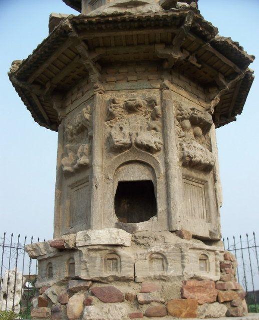 A scenic view of Shijiazhuang Zhiping Temple Stone Pagoda